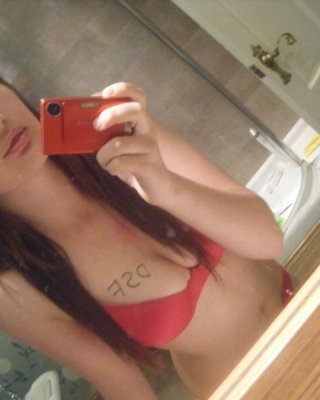 Amateur-Bilder von geilen Ehefrauen, die bei fiesen Sachen erwischt werden
 #77131455