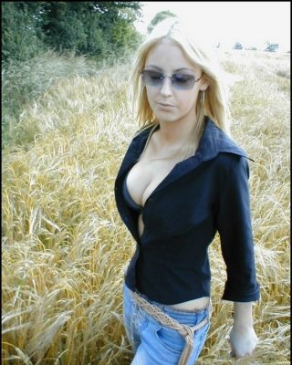 These dirty ladies wear nothing but skin tight jeans #73175436