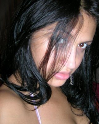 Slutty latina hottie Streifen und saugt und fickt
 #67274446