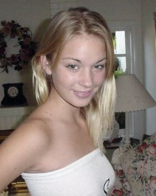 Pictures of an amateur teen posing naked in her room #68424000
