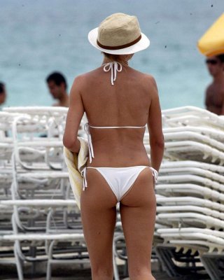 Cameron Diaz looking very sexy in bikini and wet swimsuit in movie #75328790