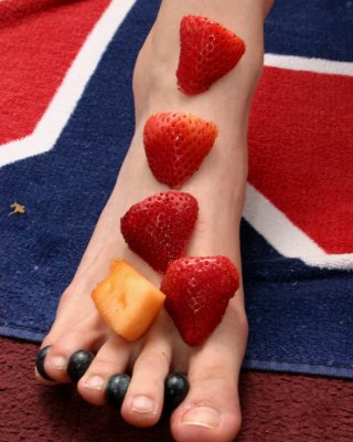 Gorgeous Amateur Teen Füße im Freien
 #76554587