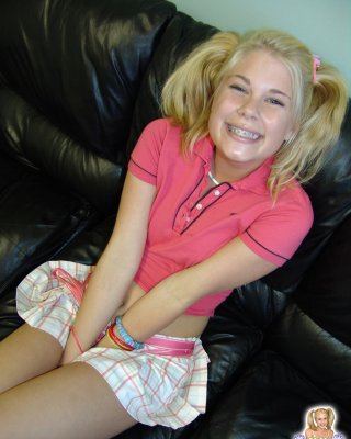 Watch as LittleSummer and Kimmy have some lesbian teen fun #68513120