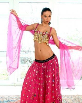 Exotic Babe Strips Out Of Belly Dancing Uniform And Toys Snatch