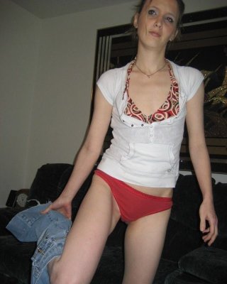 Zeige dich vor der Webcam &; finde neue Freunde
 #74847613