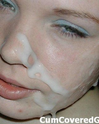 本物のアマチュアティーンの元ガールフレンドが可愛い顔をザーメンまみれにする
 #67699833
