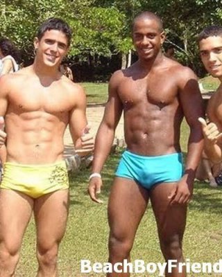 Good Looking Young Amateur Guys Posing For You On The Beach