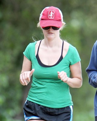 Reese Witherspoon Leggy In Shorts Jogging In Brentwood