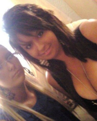 Emo teen girlfriends posing and selfshot pics 9 #67835635
