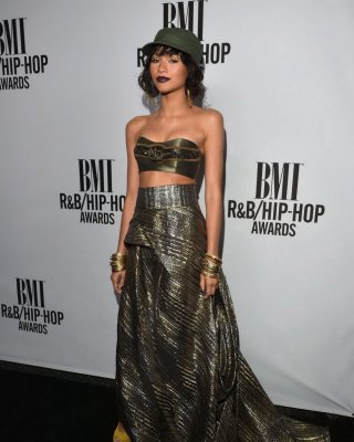 Zendaya Coleman Shows Off Her Boobs In A Tiny Belly Top At BMI RB Hip Hop Awards