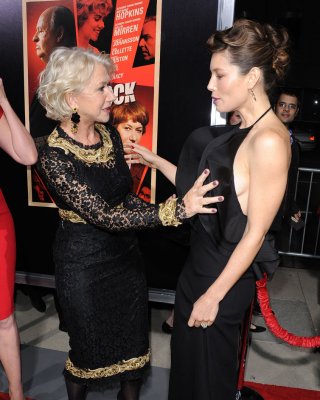 Jessica Biel sieht sexy in schwarzem Kleid auf der Hitchcock-Premiere aus
 #75248087