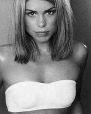 Celeb billie piper erwischt nackt am strand
 #75428022