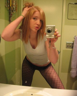 Photos of a slutty chick who likes to show her pussy #68054500