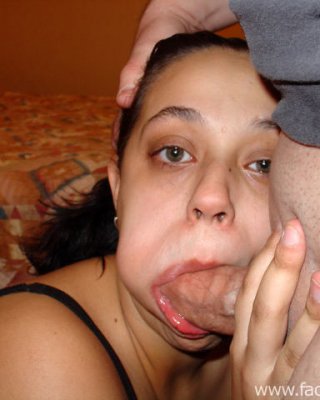 Amateur Deepthroat Schlampe bekommt eine sehr klebrige Gesichtsbehandlung
 #76115460