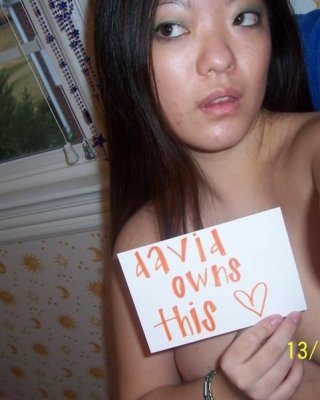 Freche dünne asiatische Babes werden von Freunden hart gefickt
 #69890326
