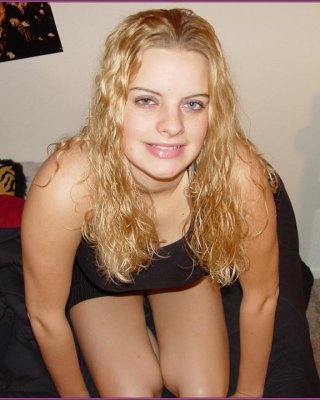 Amateur Slutty Blonde Teen - Amateur Blonde Slut Porn Pics - PICTOA
