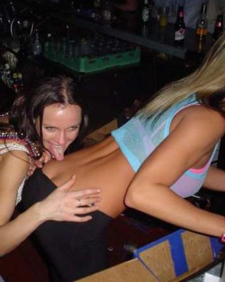 Real Drunk Amateur Girls Going Wild