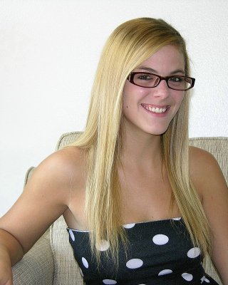 Hot Amateur Blonde Teen Pulls Down Pink Panties &amp;amp; Models Nude - Trueamateurmodel #67139026