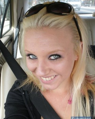Private Bilder von einer frisch abservierten Freundin
 #68491383