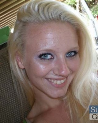 Private Bilder von einer frisch abservierten Freundin
 #68491409
