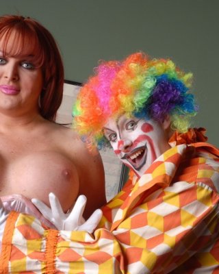 Horny The Clown Porn - Busty tgirl sweetheart banged by a horny clown Porn Pictures, XXX Photos,  Sex Images #3473639 - PICTOA