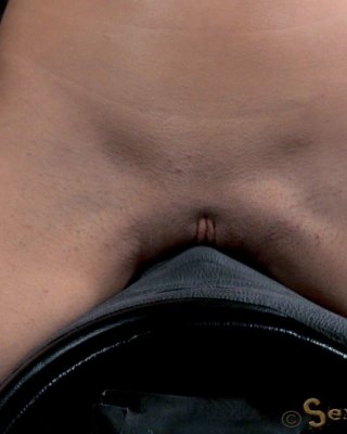 Alina west ist niedlicher als eine tüte kätzchen. ihre bräune feste fleisch, große blaue augen und #71667570