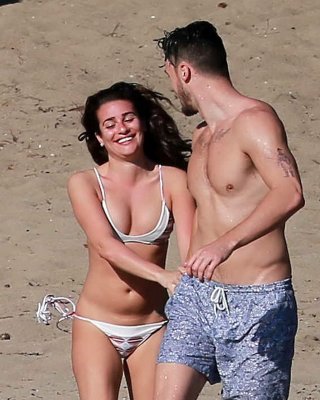 Lea Michele Xxx Porn - Lea Michele wearing skimpy bikini on a beach in Mexico Porn Pictures, XXX  Photos, Sex Images #3231256 - PICTOA