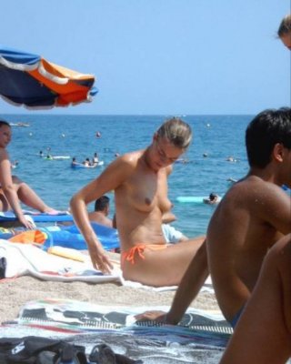 Unglaubliche FKK-Fotos
 #72306658