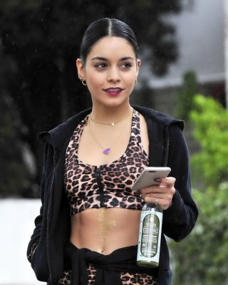 Vanessa Hudgens Looks Hot In Leopard Print Belly Top And Tights At A Rainy Day O