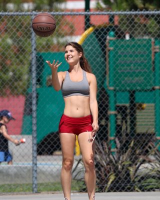 320px x 400px - Amanda Cerny busty showing her pokies and ass while plays basketball in  Beverly Porn Pictures, XXX Photos, Sex Images #3231987 - PICTOA