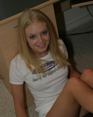 Blonde Amateur Teen Tease