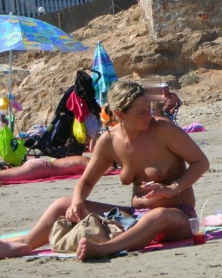 Unglaubliche FKK-Fotos
 #72289892