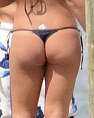 Brooke Hogan Delicious Ass In Black Bikini Thongs