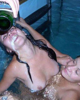 Amateur Teen Pool Party - Drunk amateur girls at a wild pool party Porn Pictures, XXX Photos, Sex  Images #3313430 - PICTOA