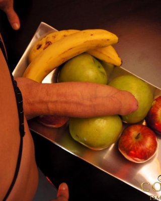 Well Hung Shemale Dips Her Cock In A Basket Of Fruit