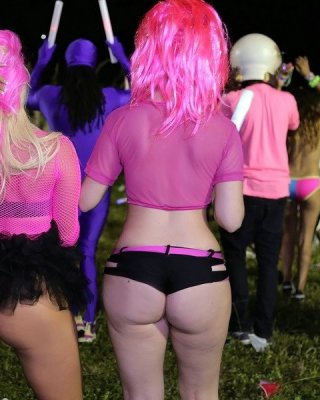 Verrückte College Gfs ficken auf Halloween Sex Party
 #75700213