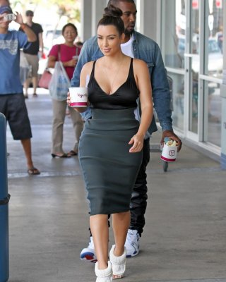 Kim Kardashian Showing Huge Cleavage  Big Booty At Yougurtland In Honolulu