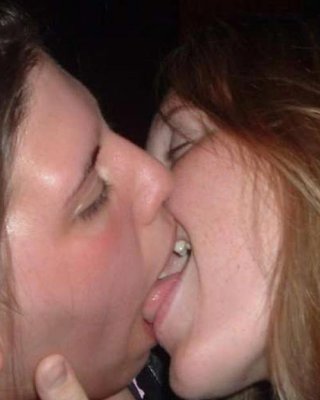 Really Drunk Amateur Girlfriends Exposed