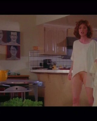 Julianne Moore Showing Her Great Ass And Pubic Hair In Movie