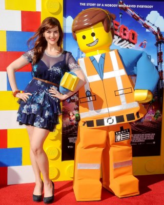 Sara Rue Showing Huge Cleavage At 'The LEGO Movie' Premiere In Westwood