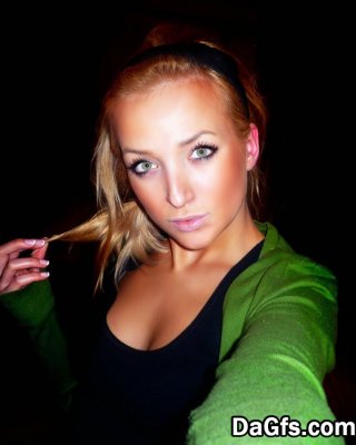 Junge Brünette Babe fickt
 #71556605