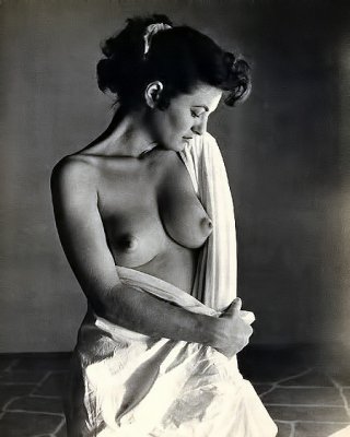 320px x 400px - Sexy nude ladies in vintage erotica photos from 1900s Porn Pictures, XXX  Photos, Sex Images #2719987 - PICTOA