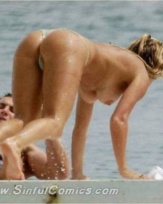 Stacys mom supermodel rachel hunter has it going on
 #75350072