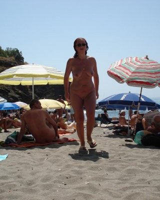 Nudist Girls Have Fun With Each Other At The Beach