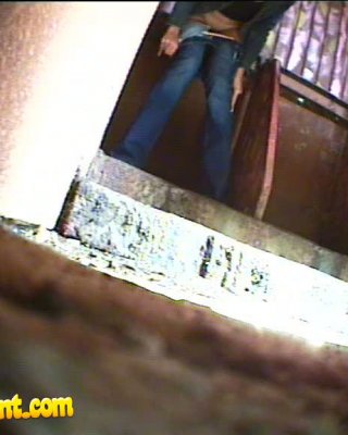 赤毛のお姉さんが小便をしているところを盗撮される 
 #78694268