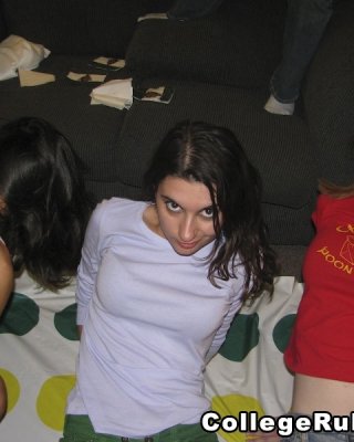 Freche College-Mädchen waren betrunken und hatten Mädchen zu Mädchen Sex
 #77088045