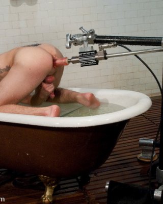 Gay Stud Machine Fucked In The The Tub