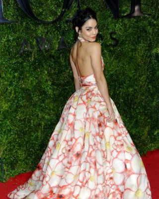 Vanessa Hudgens Braless Showing Sideboob At The 2015 Tony Awards In NYC