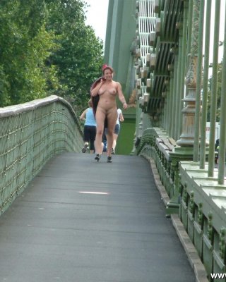 Public Exhibitionist Flashing And Matures Outdoor Nudity By The Thames