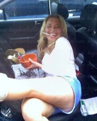 Hayden Panettiere Upskirt No Panties - Hayden Panettiere downblouse and flashing panties slight upskirt Porn  Pictures, XXX Photos, Sex Images #3241584 - PICTOA